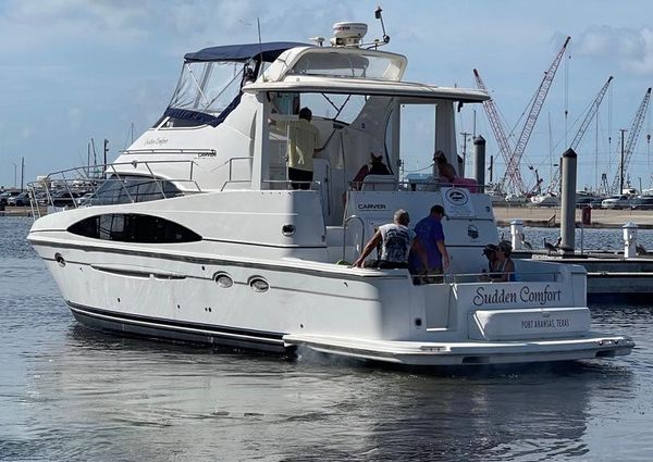 Carver 444 Cockpit Motor Yacht image