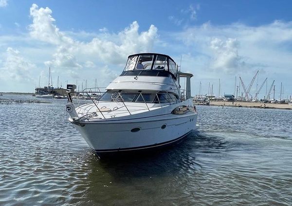 Carver 444 Cockpit Motor Yacht image