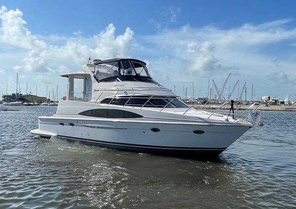 Carver 444 Cockpit Motor Yacht image