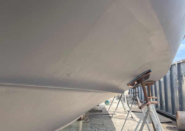 Carver 444 Cockpit Motor Yacht image