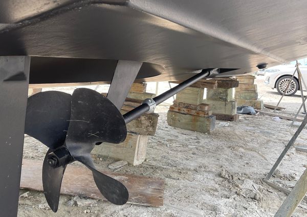 Carver 444 Cockpit Motor Yacht image