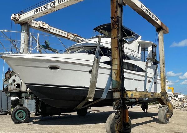 Carver 444 Cockpit Motor Yacht image