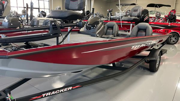 Tracker Pro Team 190 TX