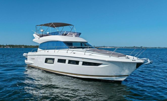 Prestige 500 Flybridge - main image