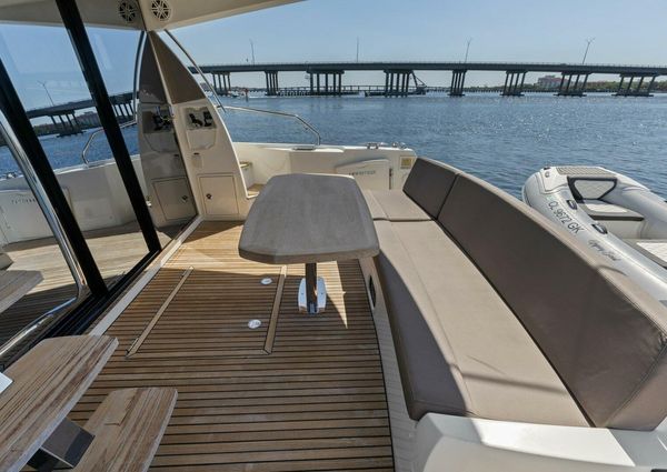 Prestige 500 Flybridge image