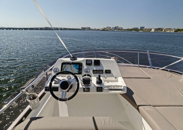 Prestige 500 Flybridge image