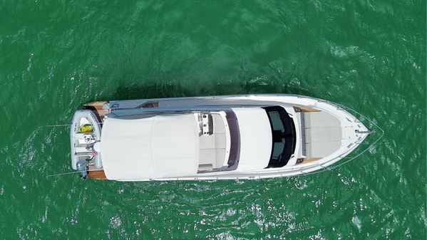 Ferretti Yachts 500 image