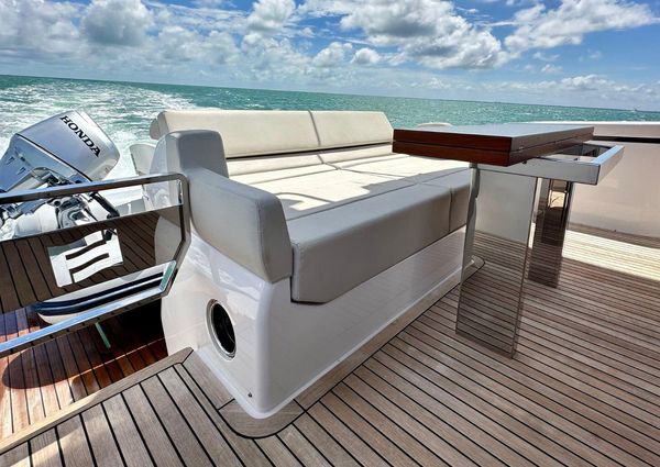 Ferretti Yachts 500 image