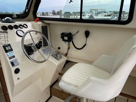 Parker 2520 Sport Cabin image