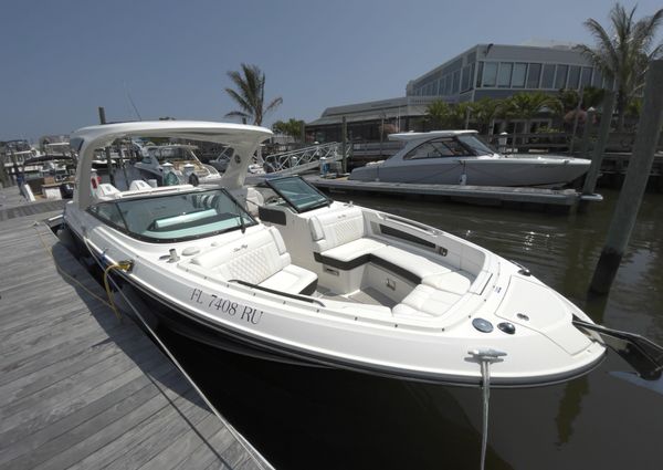 Sea Ray 310 SLX OB image