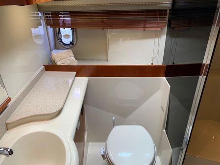 Cruisers Yachts 390 Sport Coupe image
