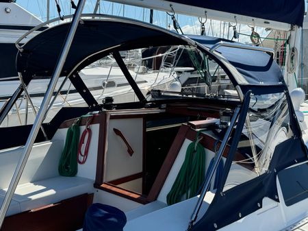 Catalina 34 image