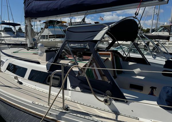 Catalina 34 image