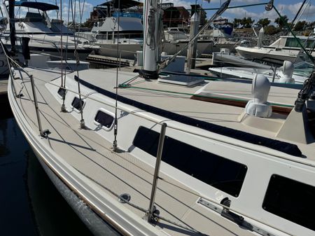 Catalina 34 image