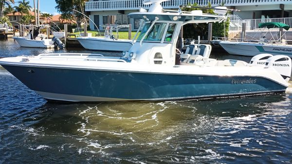 Everglades 260CC