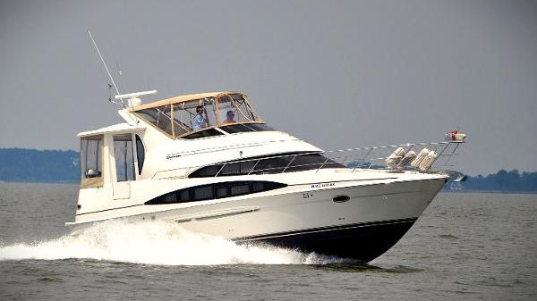 Carver 396 Motor Yacht 