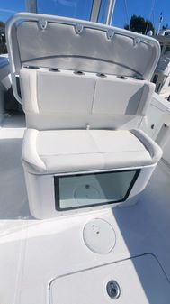 Sea Hunt Gamefish 27 FS image