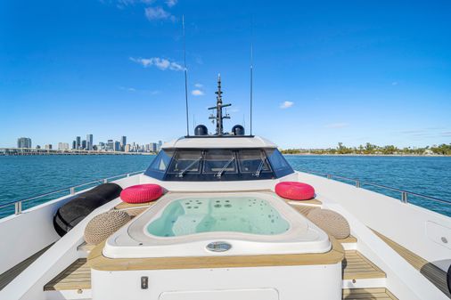 Columbus Yachts 40 S Hybrid image
