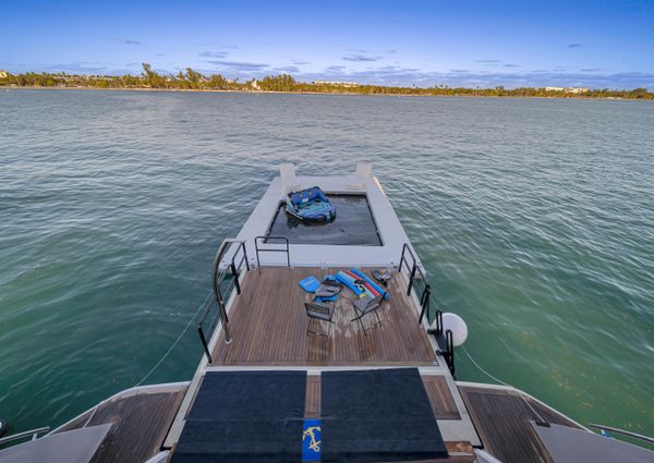 Columbus Yachts 40 S Hybrid image