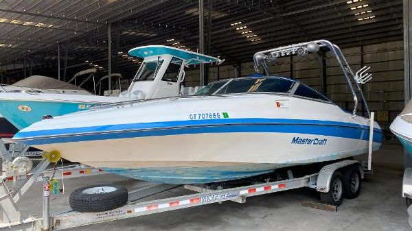 MasterCraft MariStar 240SC 
