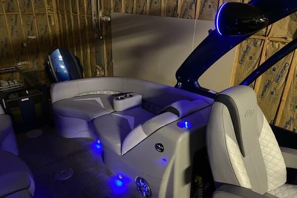 Manitou 25 Legacy LT SRW image