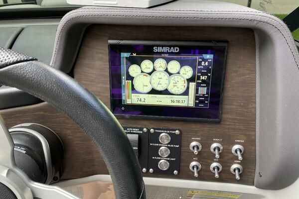 Manitou 25 Legacy LT SRW image