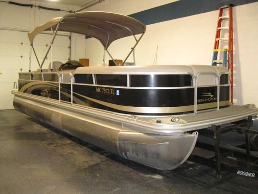 Bennington 2574 GCW - main image