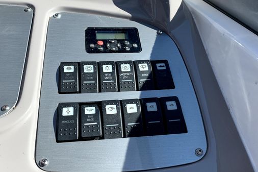 Chaparral 270-SIGNATURE image