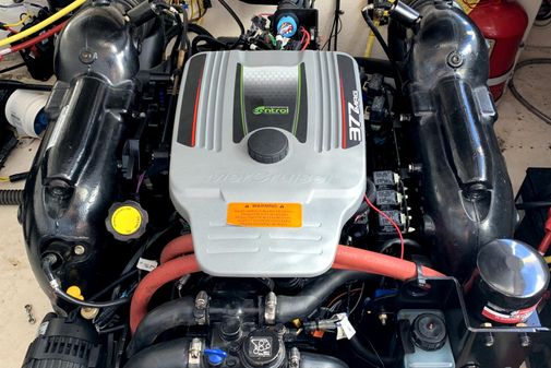 Chaparral 270-SIGNATURE image