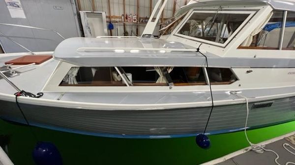 Pacemaker 32 Flybridge