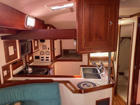 Little-harbor 51-PILOTHOUSE image