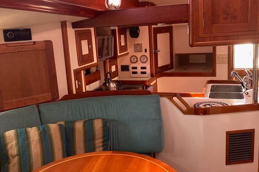 Little-harbor 51-PILOTHOUSE image