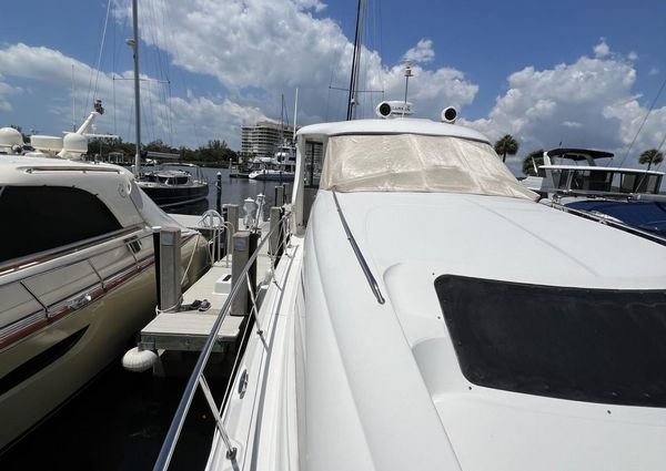 Sea Ray 40 Motor Yacht image