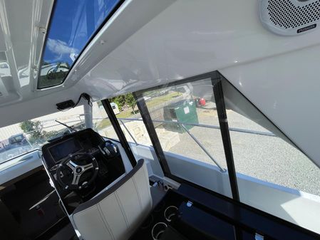 Beneteau Antares 9 image