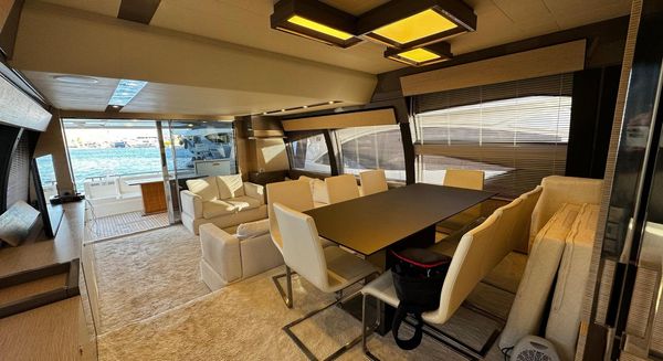 Ferretti Yachts 750 image