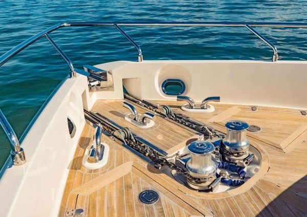 Ferretti Yachts 750 image