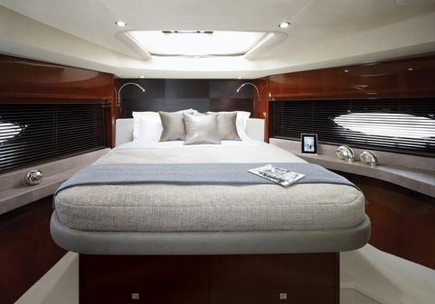 Princess Yachts 72 image