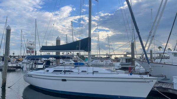 Catalina 350