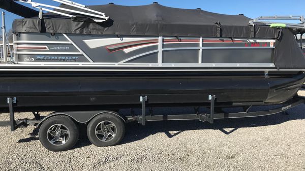 Used Boats For Sale - Hanks Boats