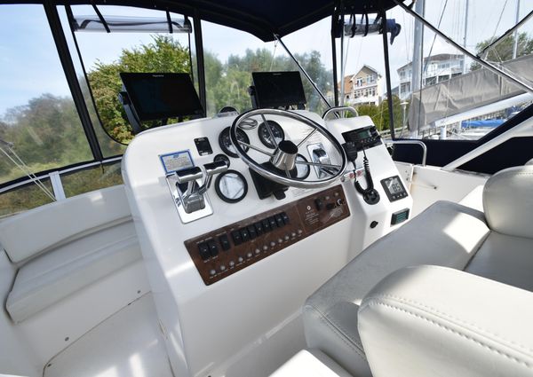 Silverton 352 aft cabin motor yacht image