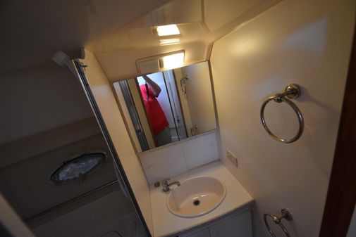 Silverton 352 aft cabin motor yacht image