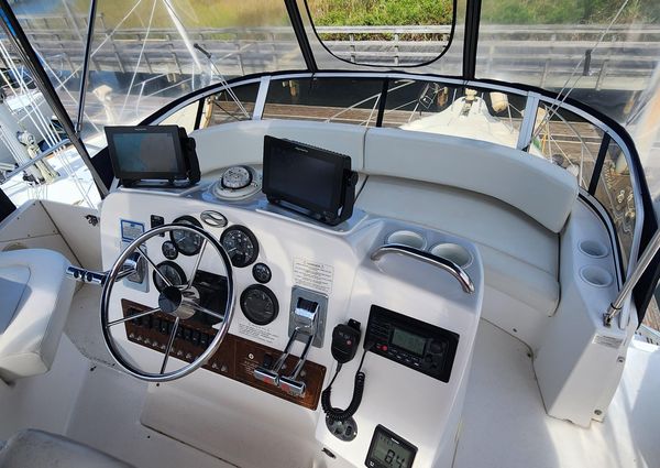 Silverton 352 aft cabin motor yacht image