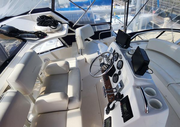 Silverton 352 aft cabin motor yacht image