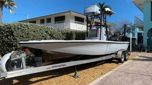 Yellowfin 24 Bay CE 