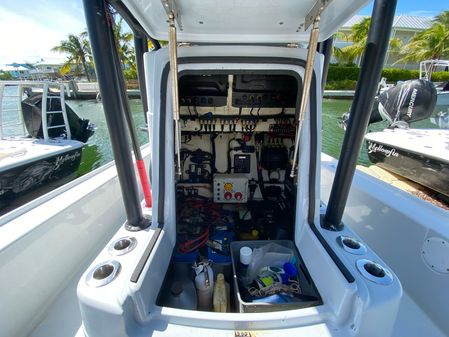 Yellowfin 24-BAY-CE image