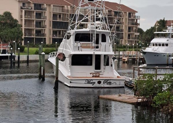 Hatteras 68 Convertible image