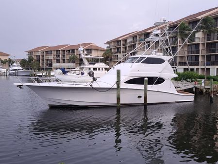 Hatteras 68 Convertible image