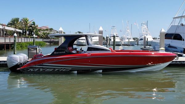 Mystic Powerboats M3800 