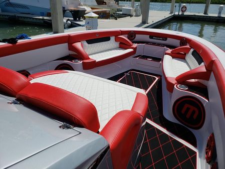 Mystic-powerboats M3800 image