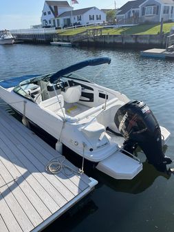 Sea-ray 240-SUNDECK-OUTBOARD image